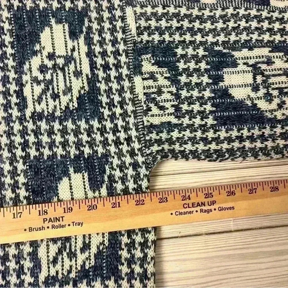 Vintage Cottagecore Knit Sweater - Picture 4 of 4